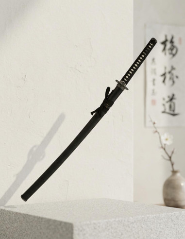 Gru con scudo nero Katana