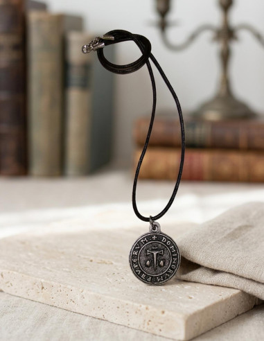 Ciondolo croce Comissa (3,3 cm.)