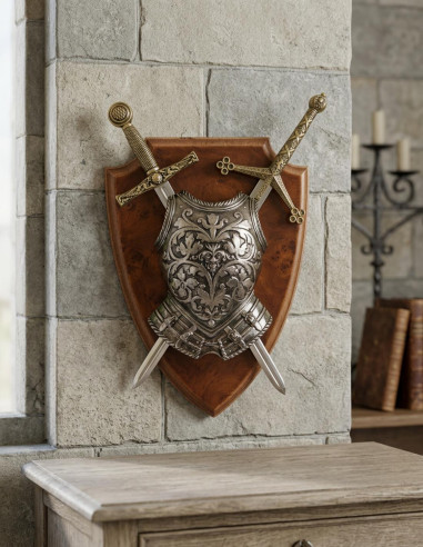 Panoplia con corazza e 2 spade