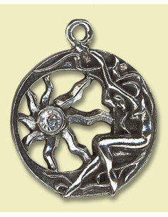 Ciondolo con ciondolo a forma di sole di Celtic Brigit