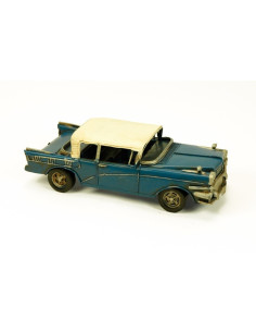 auto d'epoca in miniatura