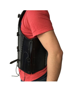 Armatura medievale in pelle nera