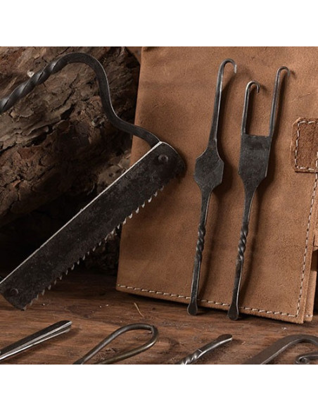 Set chirurgico medievale