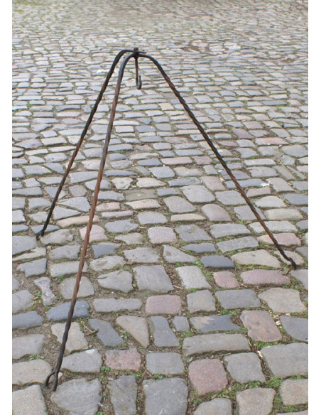 treppiede forgiato a mano