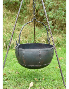 calderone medievale rivettato 2