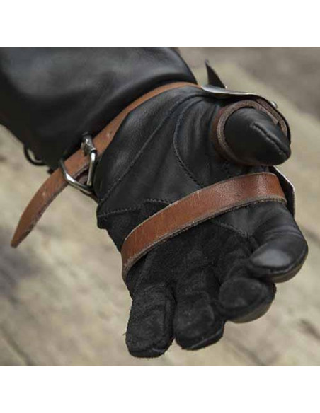 Guanti da scout medievali