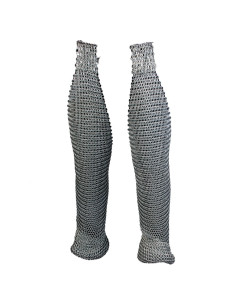 Gambe di cotta di maglia medievale 2