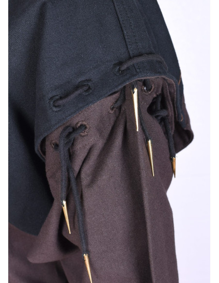 Tunica medievale marrone-nera con maniche staccabili