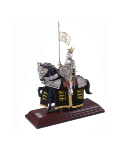 Casco del drago d'oro dell'armatura del cavallo