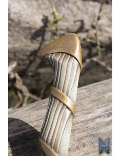 Cacciatore di elfi con spada della roccaforte 2