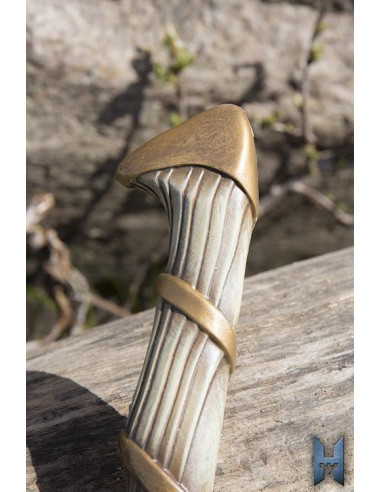 Cacciatore di elfi con spada della roccaforte