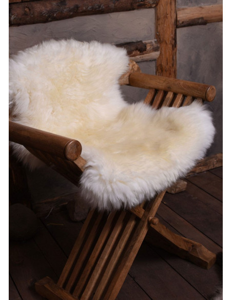 pelle di agnello bianca