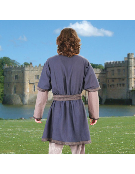 Tunica di Norman Courtier