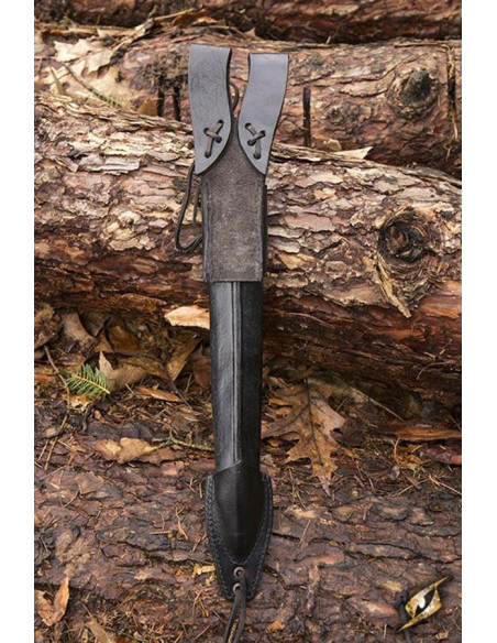 Fodero con pugnali baldrici a lama... Fodero con pugnali baldrici a lama...