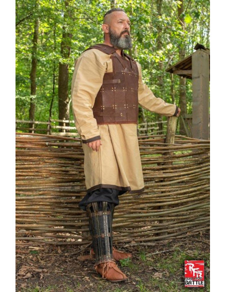 Armatura da guerriero medievale, in...