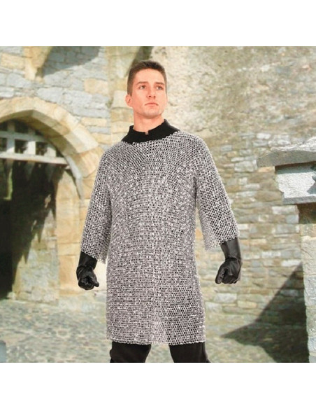 Cotta di maglia di alluminio medievale