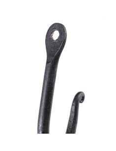 Gancio da parete in ferro battuto 2