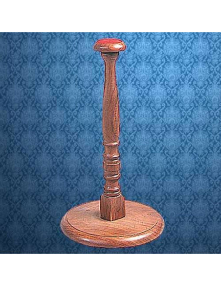 Espositore in legno per caschi