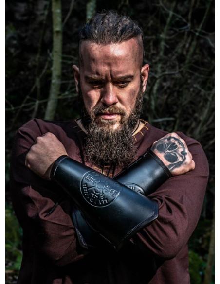 Bracciali celtici in pelle nera Vegvisir