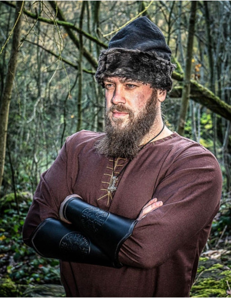 Bracciali celtici in pelle nera Vegvisir