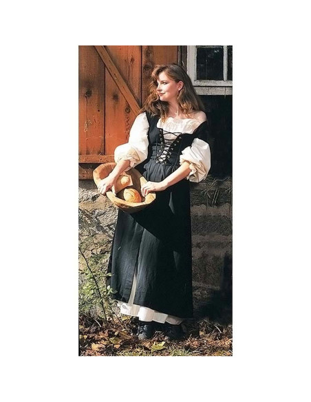 Crema da notte medievale spalle all'aria