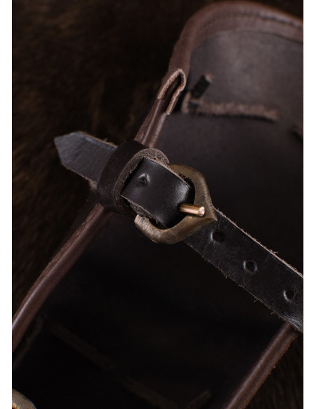 Bracciale in pelle rinforzata in metallo