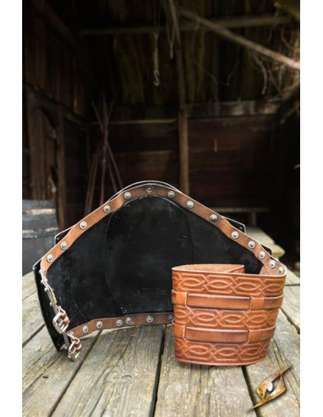 Pancera selvatica in metallo,...