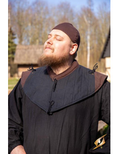 Gorgiera medievale imbottita, nero-marrone