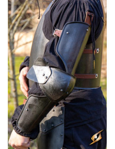 Protezioni per braccia medievali, finitura nera