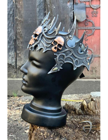 Fascia con teschio del negromante