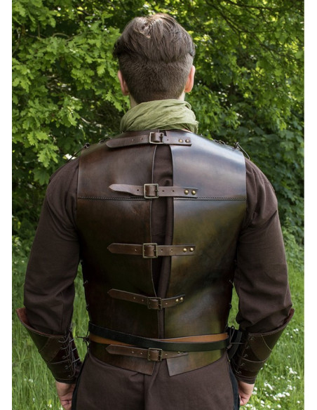 Armatura di cuoio con rinforzi...