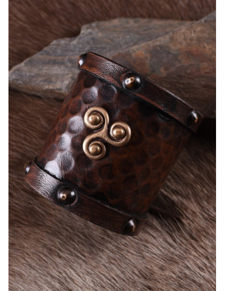 Bracciale in pelle vichinga con Trisquel
