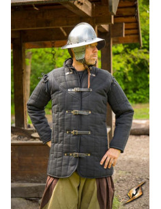 Set di fanteria medievale, Gambeson ed elmo