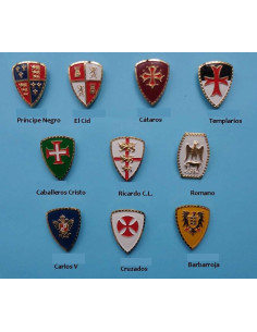 Magnete medievale con la Croce dei Cavalieri di Cristo, 5... 2