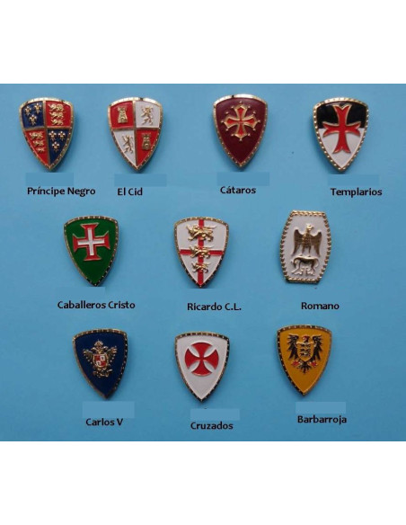 Magnete medievale con la Croce dei...