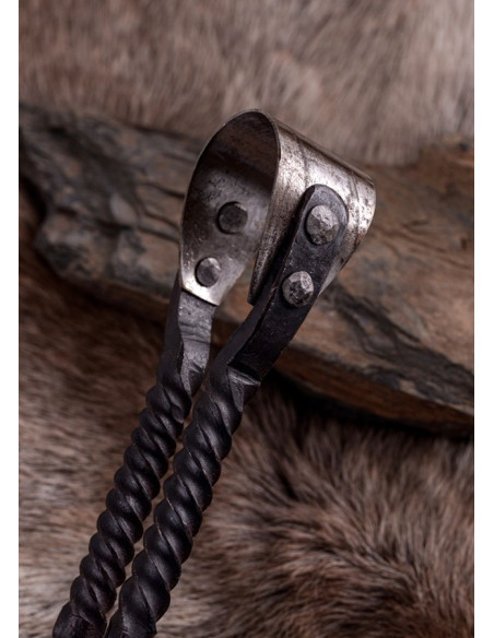 Tenaglie medievali in ferro forgiate...