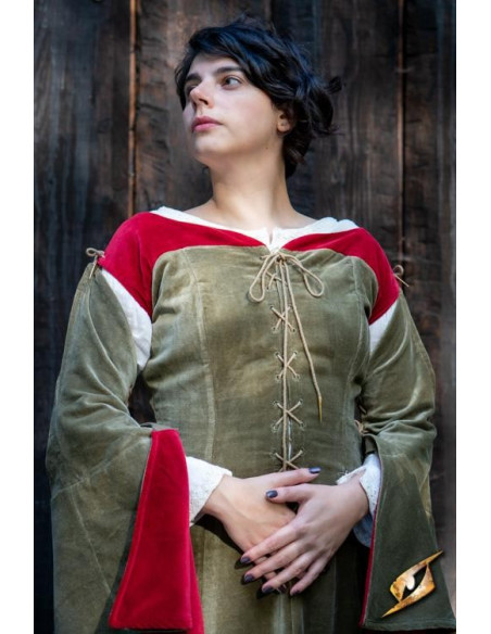 Abito medievale della regina Isobel,...