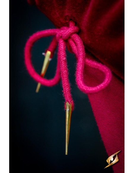 Abito medievale della regina Isobel,...