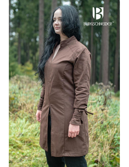 Tunica medievale per donna Teresa,...