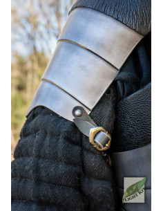 Spalline medievali delle guardie del corpo, Armeria epica 2