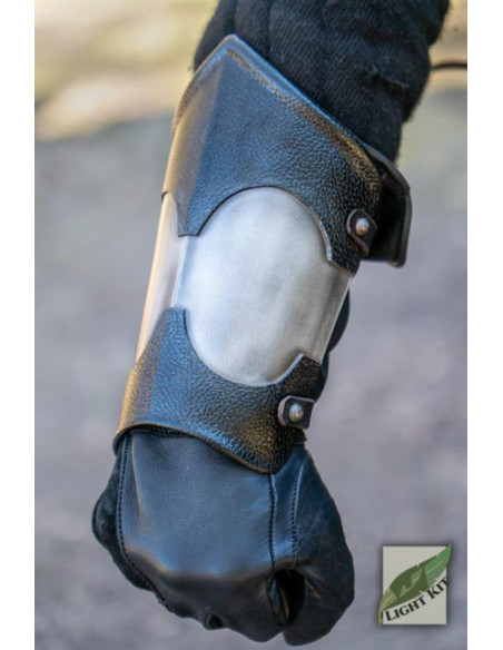 Bracciali medievali delle guardie del...