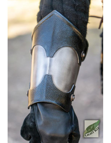 Bracciali medievali delle guardie del...