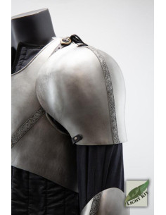 Spalline nordiche in poliuretano, Epic Armoury 2