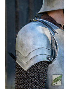 Spalline da mercenario in poliuretano, Epic Armoury