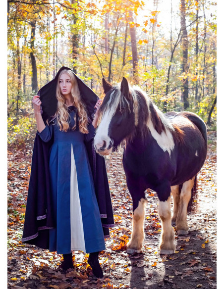 Mantella medievale in lana con cappuccio