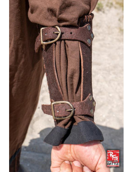 Bracciali medievali da veterano, in...