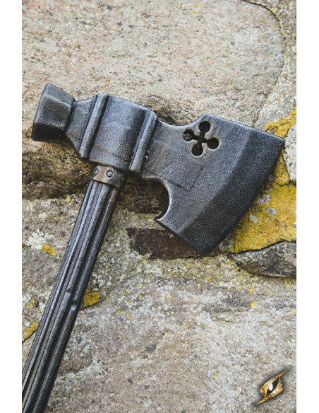 Ascia-martello medievale in lattice...