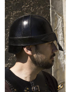 Casco spangenhelm medievale in pelle nera per LARP 2