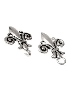 Chiusura dell'abito o del mantello medievale fleur de lis 2