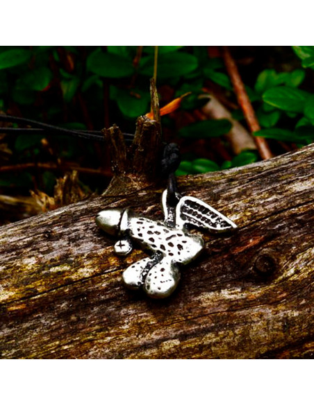 Ciondolo medievale e amuleto fallico...